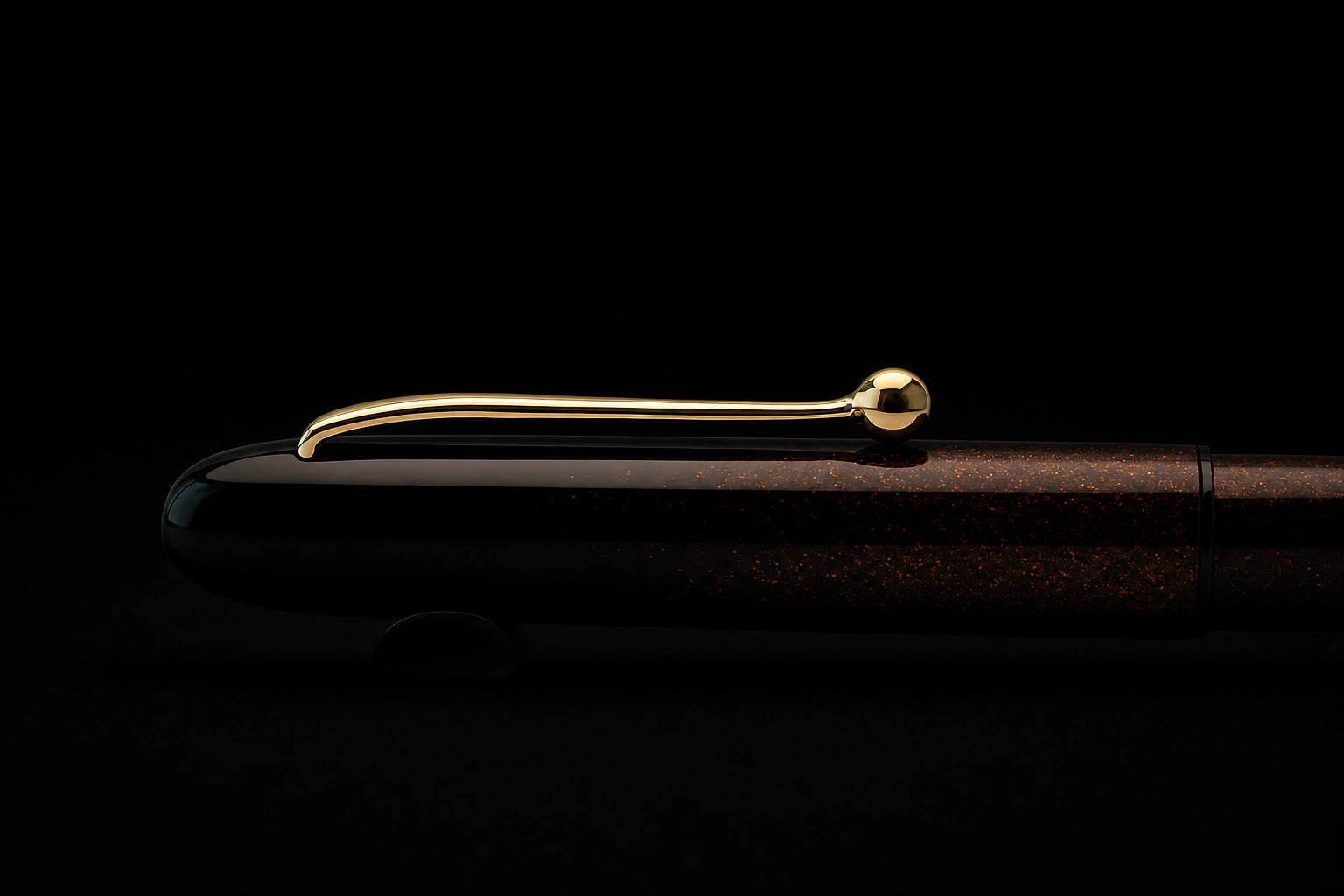 Black lacquer pen with copper-gold mineral flecks
